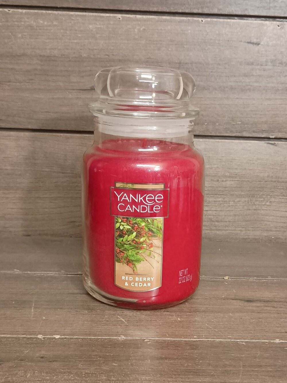 Yankee Candle Rare Red Berry & Cedar Large Single Wick 22oz Jar Candle New